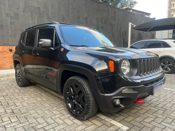 JEEP RENEGADE 2.0 16V TURBO DIESEL TRAILHAWK 4P 4X4 AUTOMÁTICO